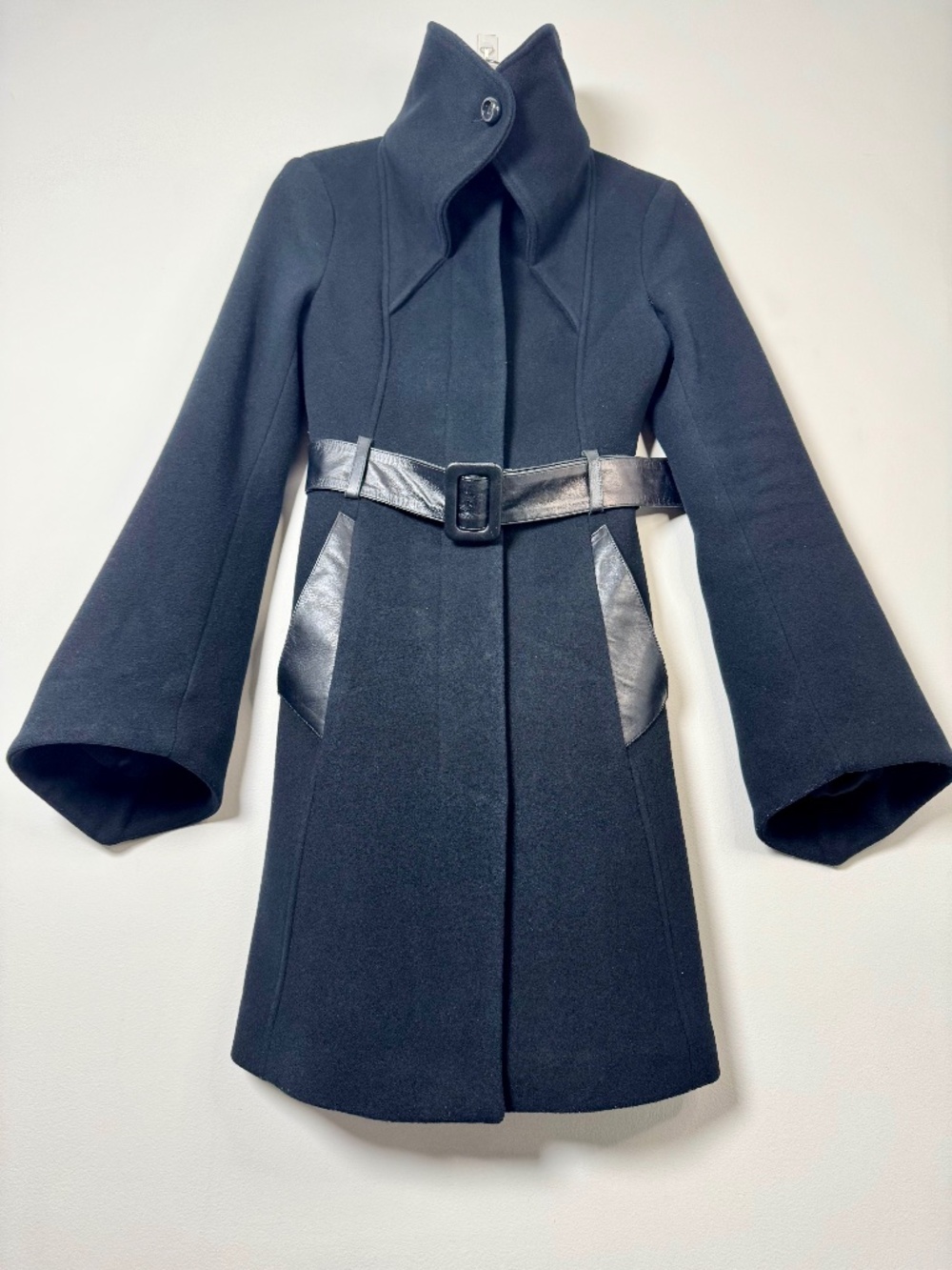 Mackage Wool Cashmere Black Funnel Neck Leather Trim Belted Coat Sz XS